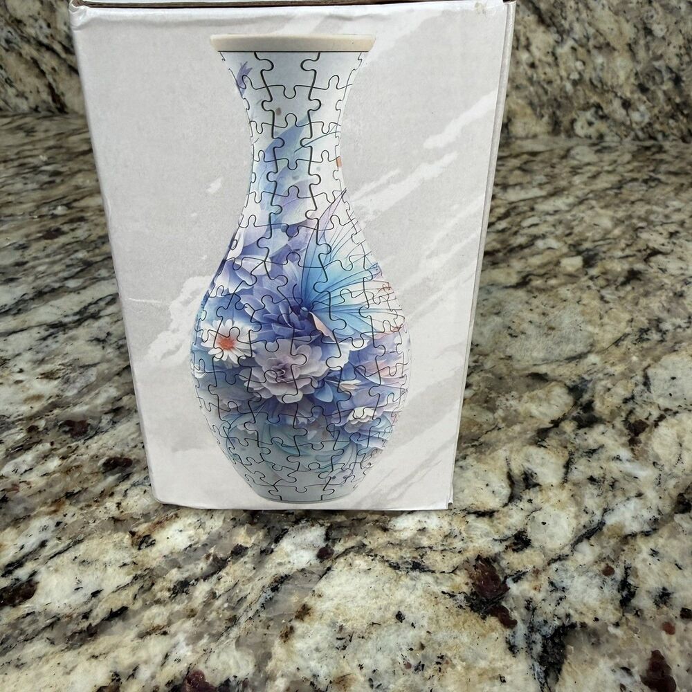 3D Puzzle Vase Floral Blue White 160 Piece Artistic Water Vase Complete In Box